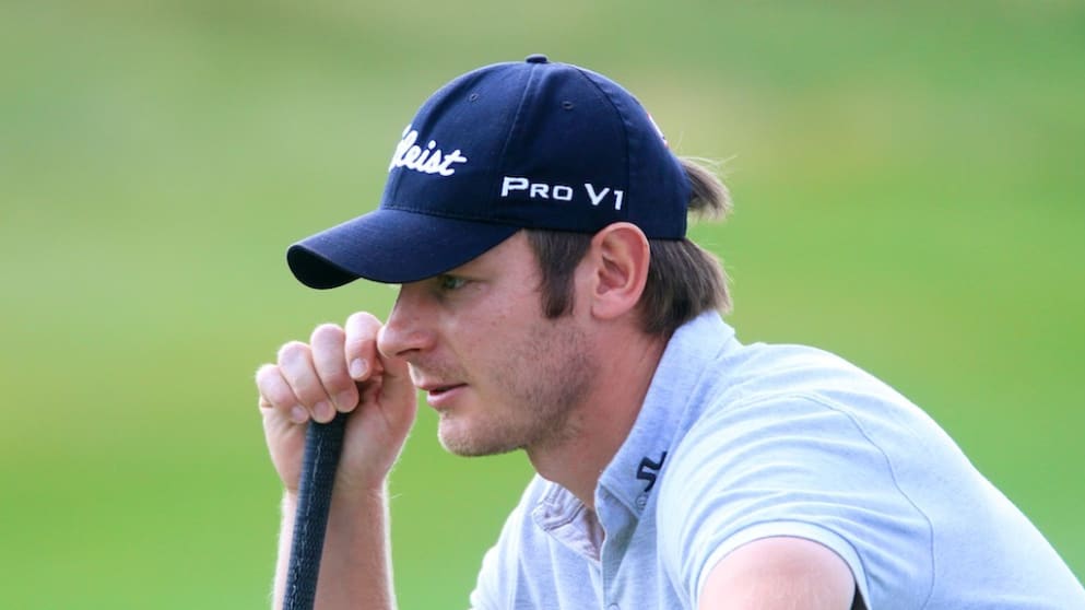 Scott Henry (Phil Inglis)