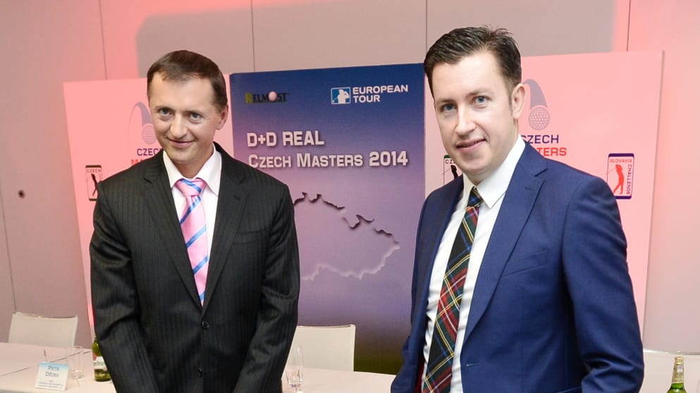 D+D REAL Czech Masters: from left Petr Dědek CEO RELMOST with Grant McKenzie – Marketing Director of Pilsner Urquell 