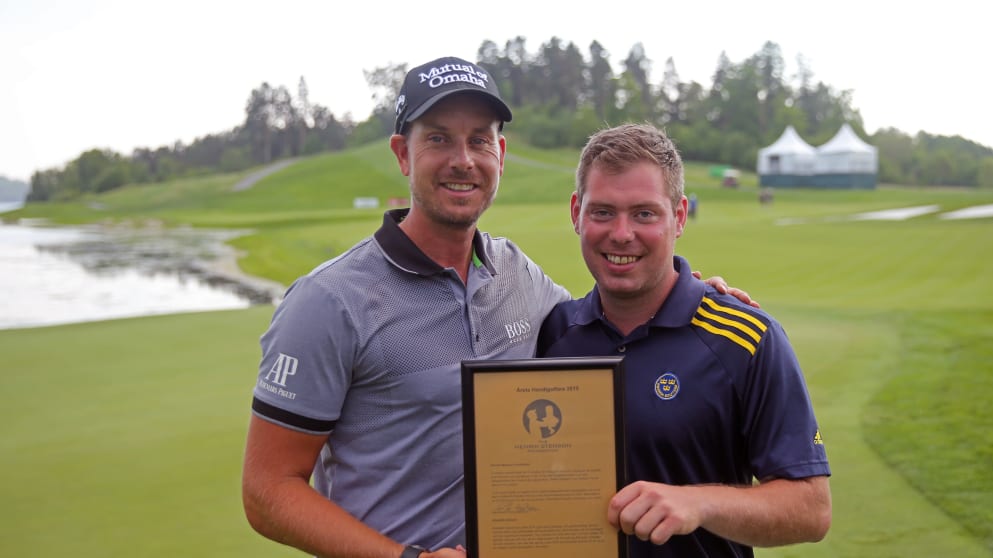 Henrik Stenson and Kristoffer Eklund, winner of the Handigolfer of the Year (pic by Swedish Golf Federation) 