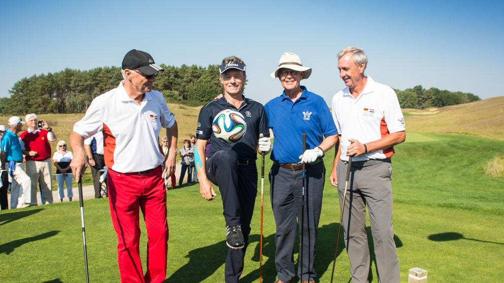Football meets golf: (L-R): Franz Beckenbauer, Bernhard Langer, Wijnand Pon, Johan Cruyff