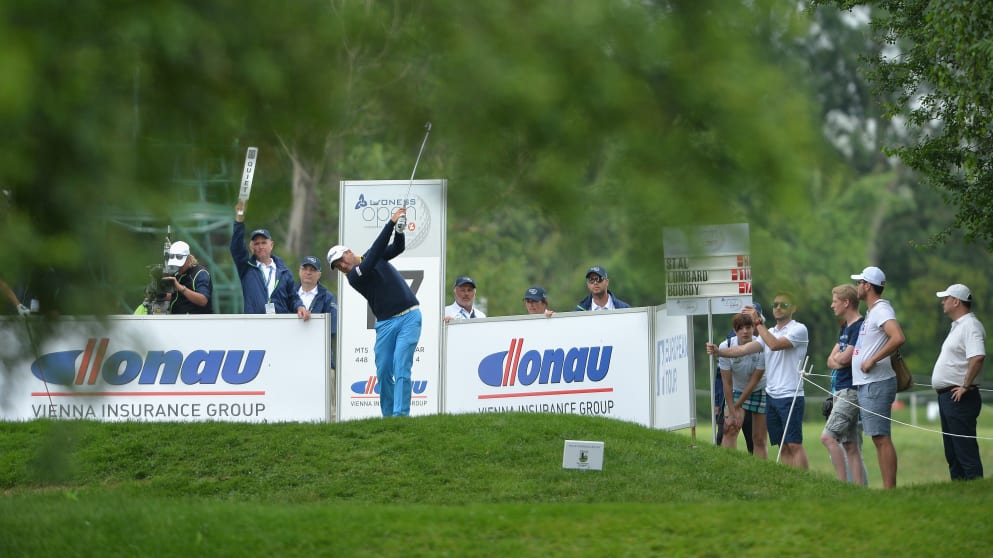 Zander Lombard teeing off during the third round