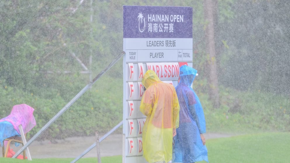 A volunteer at the Hainan Open