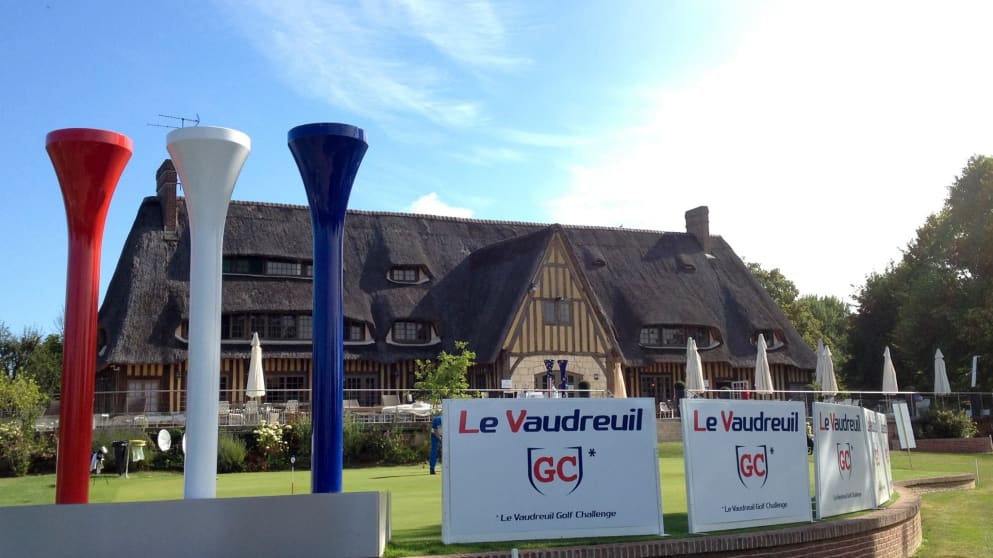 Golf PGA France du Vaudreuil clubhouse