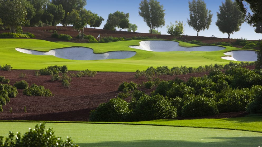 Jumeirah Golf Estates - 13th hole of the Earth Course