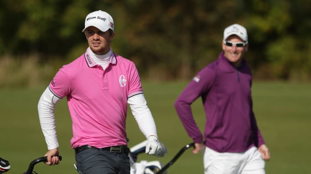 Andreas Hartø (foreground) and Steven Tiley (Martin Bergman)