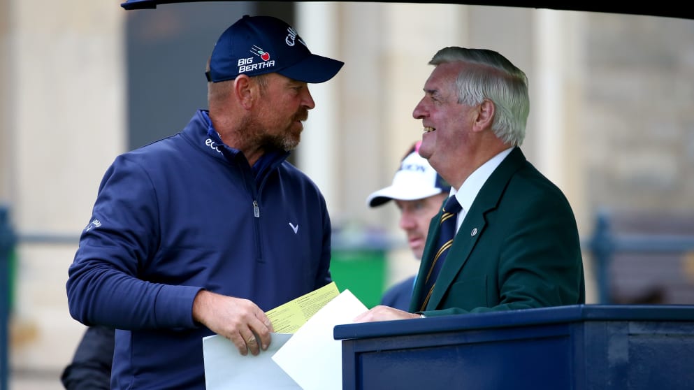 Thomas Bjorn has a chat with official starter Ivor Robson