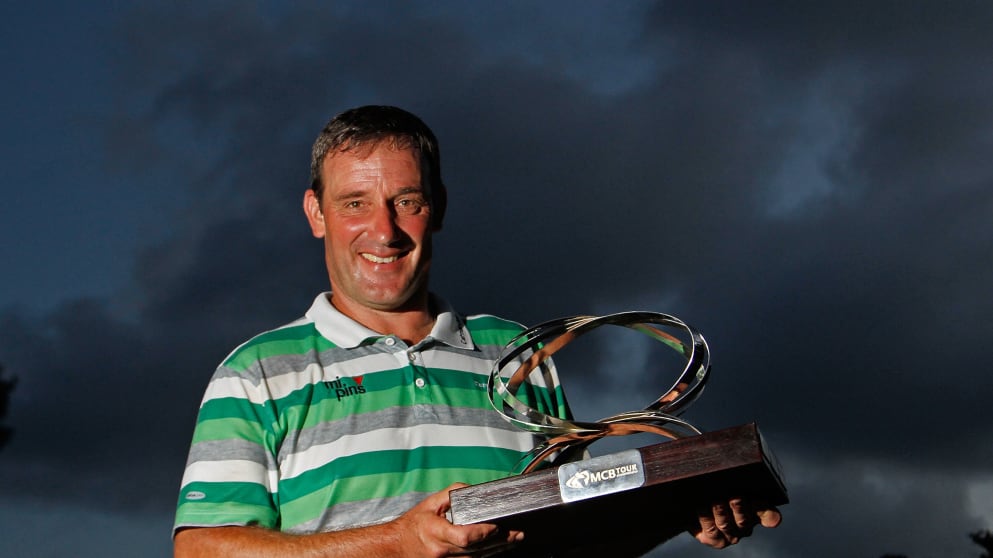  Paul Wesselingh with the trophy after the final round of the MCB Tour Championship 