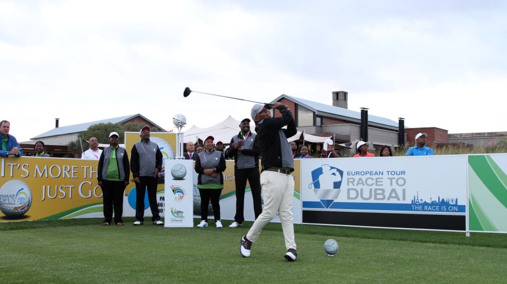 The Executive Mayor of Tshwane, Councillor Kgosientso Ramokgopa, hits the ceremonial tee shot (pic by Petri Oeschger/Sunshine Tour)