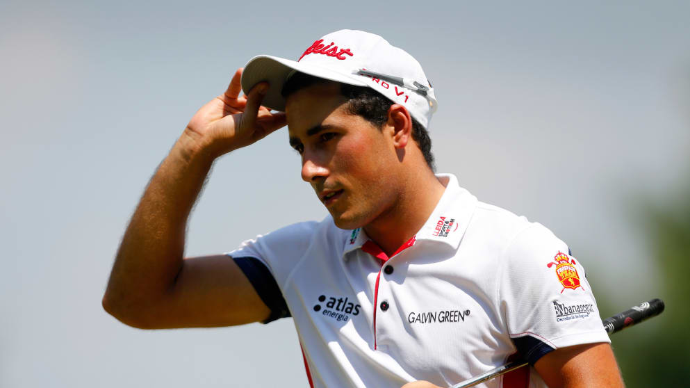 Carlos Pigem doffs his cap after finishing at seven under