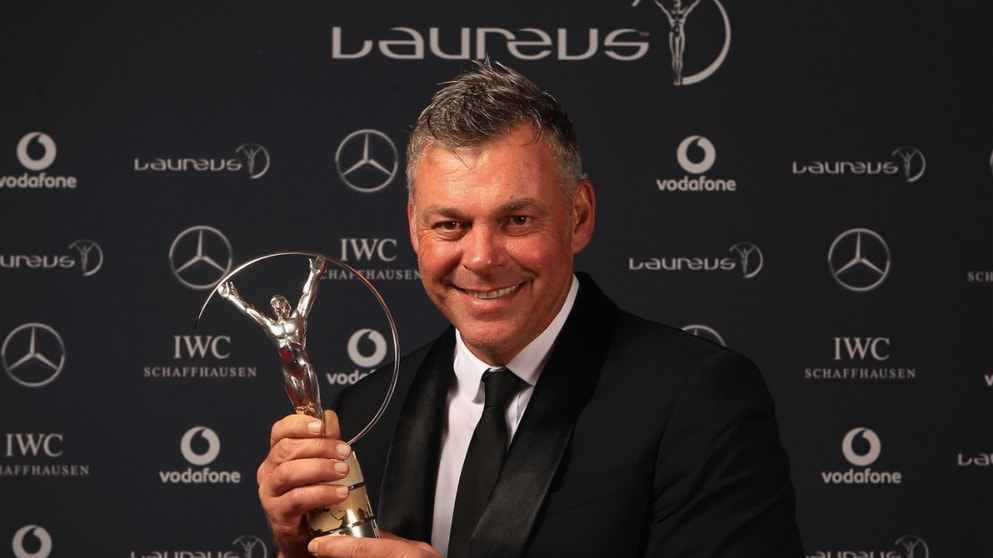 Darren Clarke with the Laureus Comeback of the Year Award