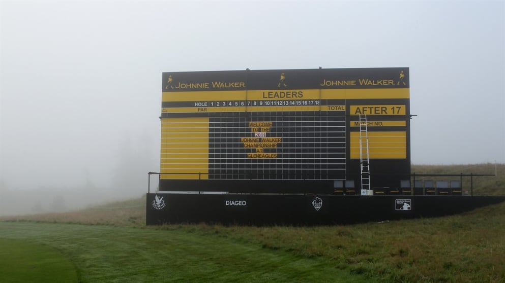 Fog delays the start of the Johnnie Walker Championship