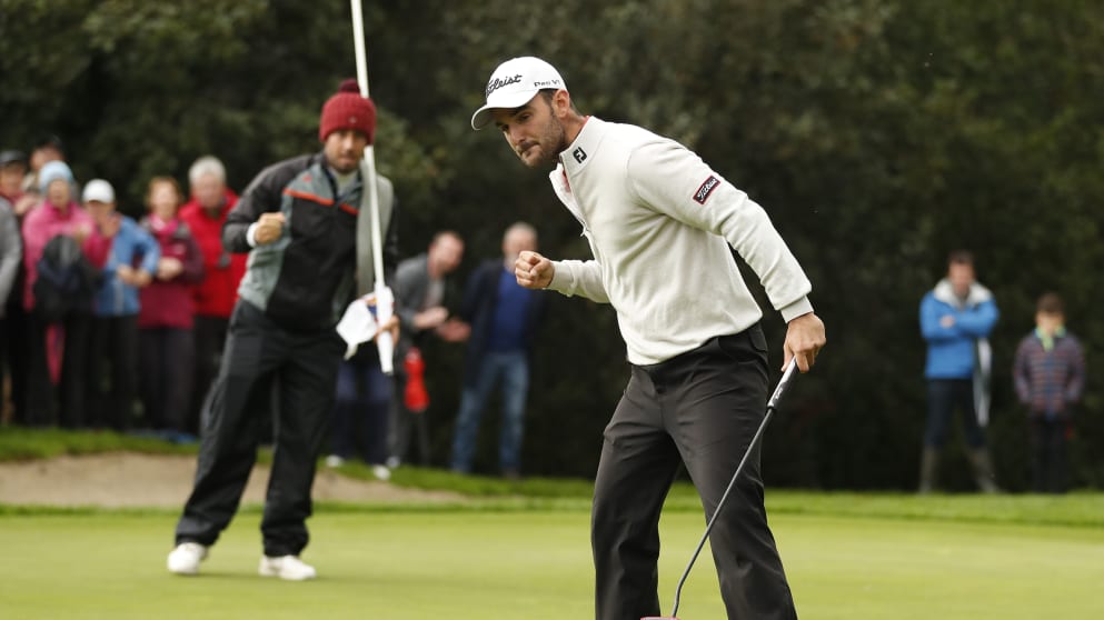 Emilio Cuartero Blanco fist pump