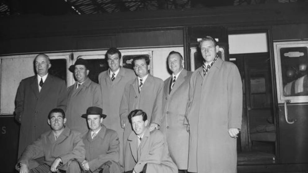 The 1955 British Ryder Cup team at Waterloo station