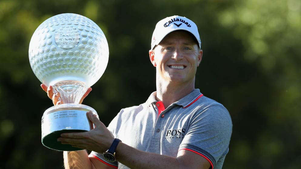 Alex Noren with trophy
