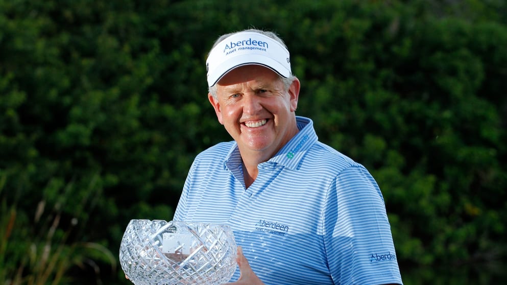  Colin Montgomerie with the John Jacobs Trophy 