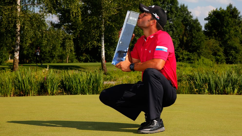 Pablo Larrazabal celebrates winning the 2015 BMW International Open