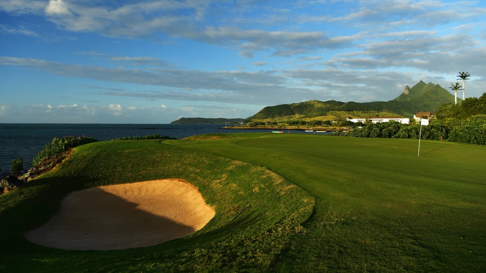 The fourth hole at Four Seasons Golf Club Mauritius at Anahita