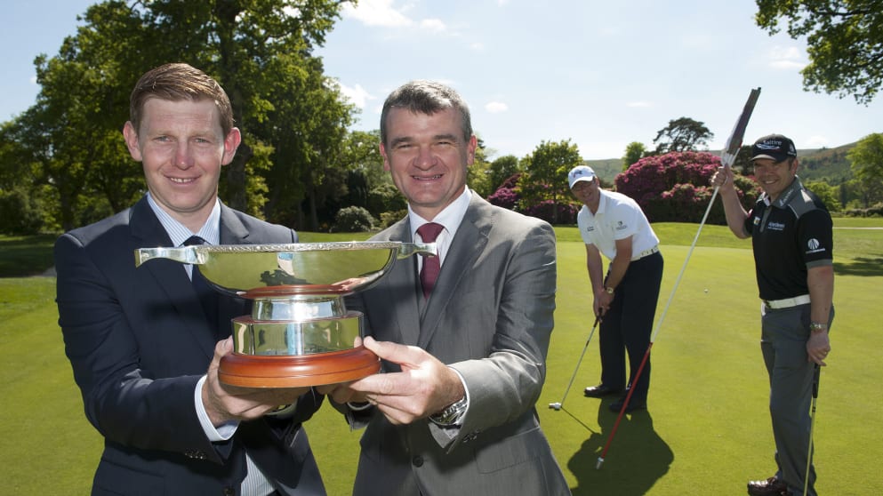 Stephen Gallacher (L) and Paul Lawrie with the Foundations Cup
