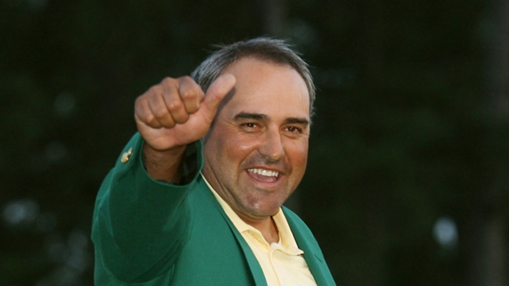 Angel Cabrera celebrates his 2009 Masters victory