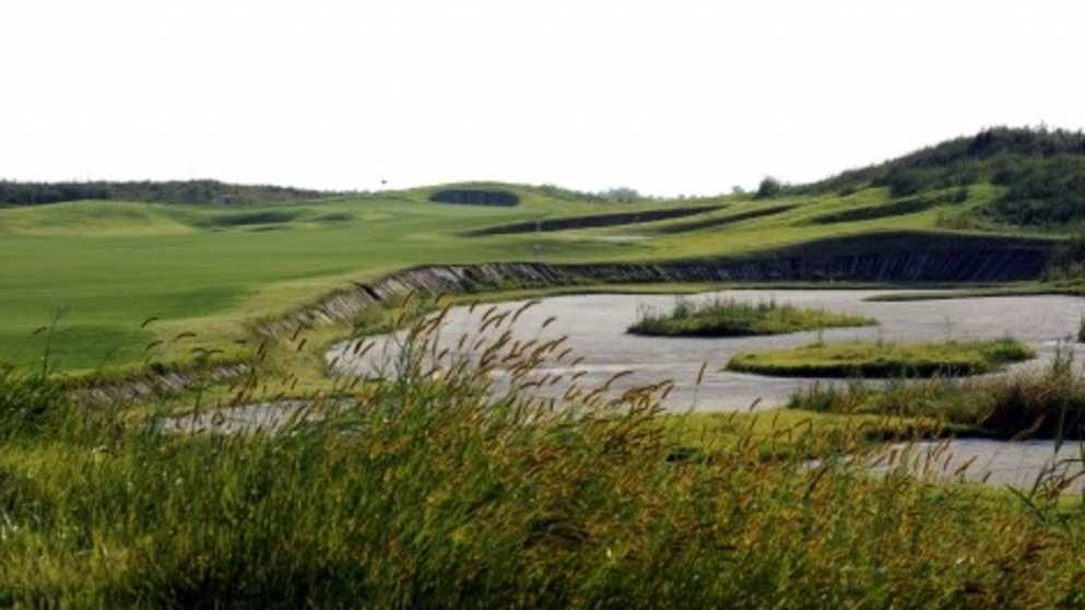 The Binhai Lake Golf Club was confirmed as next year's hosts for the Volvo China Open