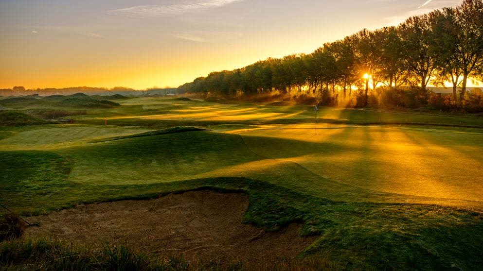 The 15th green at The Dutch
