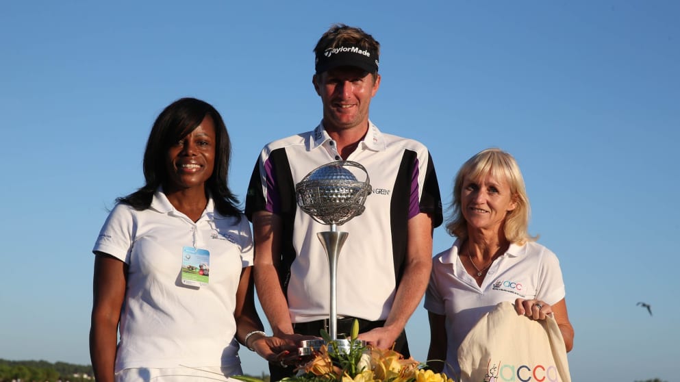 Portugal Masters champion David Lynn with representatives from ACCA Kids, the Official Charity
