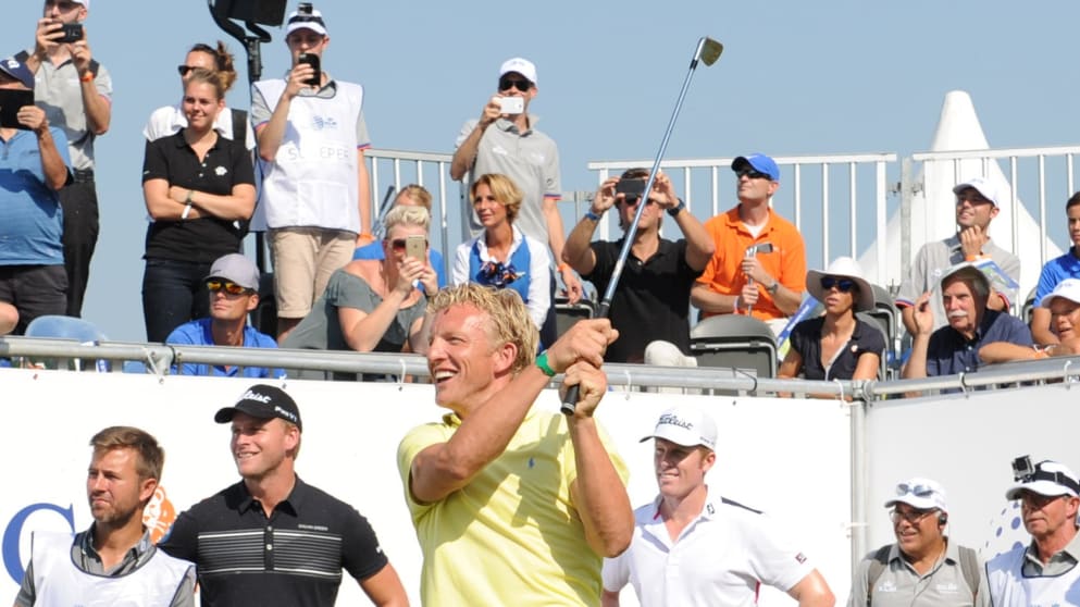 Dirk Kuyt during the KLM Open Beat the Pro challenge