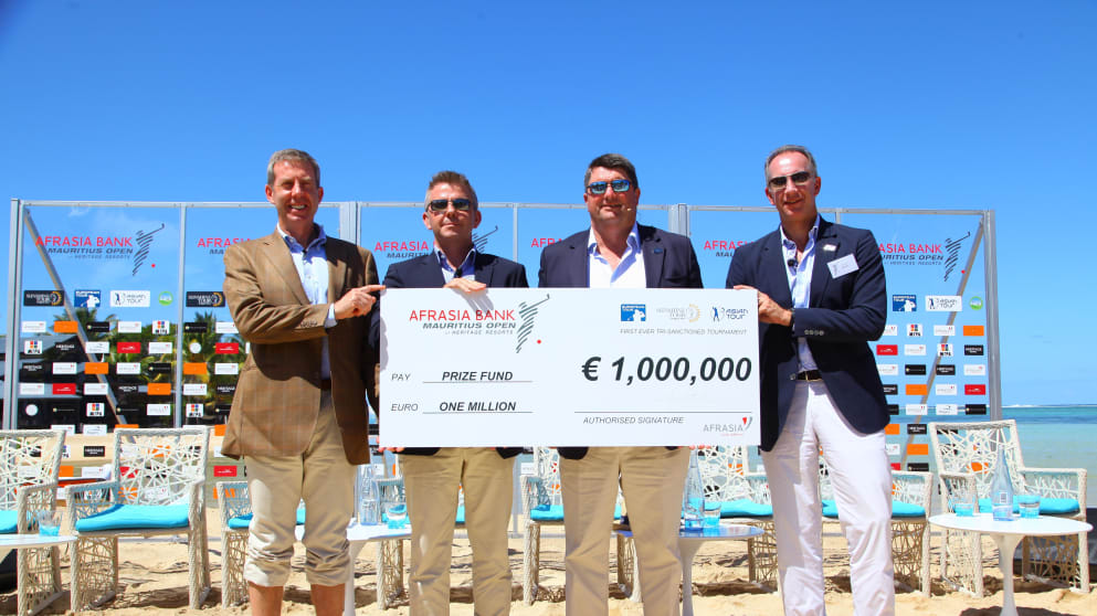 Keith Waters (COO of European Tour), Mike Kerr (CEO of Asian Tour), Grant Wilson (COO of Sunshine Tour), James Benoit (CEO of AfrAsia Bank),  reveal the prize fund of €1-million for the AfrAsia Bank Mauritius Open 