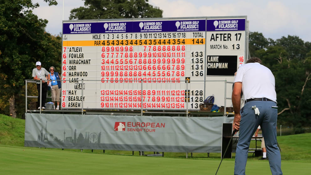 Barry Lane on the 18th green at Hanbury Manor