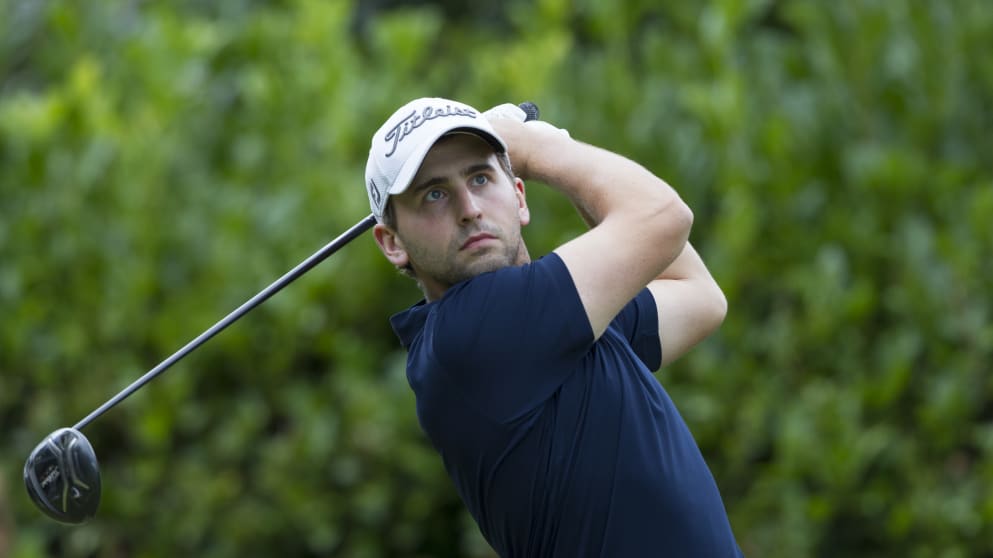 Nicolai von Dellingshausen tees off