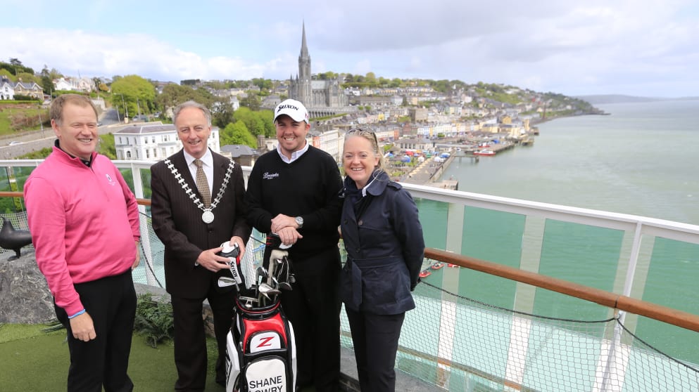 •	Shane Lowry with Mayor of Cork, Cllr Noel O’Connor, Kevin Morris of Fota Island Resort and Irish Open Championship Director Antonia Beggs (©Golffile)