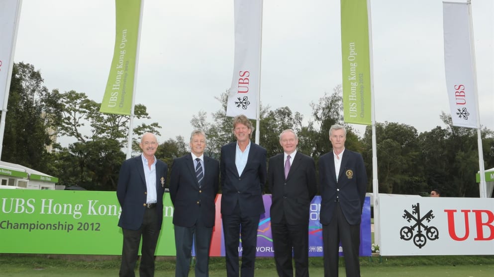 (l-r): Peter Reed, Captain of HK Golf Club; Northern Ireland’s First Minister, Rt. Hon. Peter D Robinson MLA; Jamie Birkmyre, Championship Director of the UBS Hong Kong Open; deputy First Minister, Martin McGuiness MLA; and Peter Aherne, HK Golf President