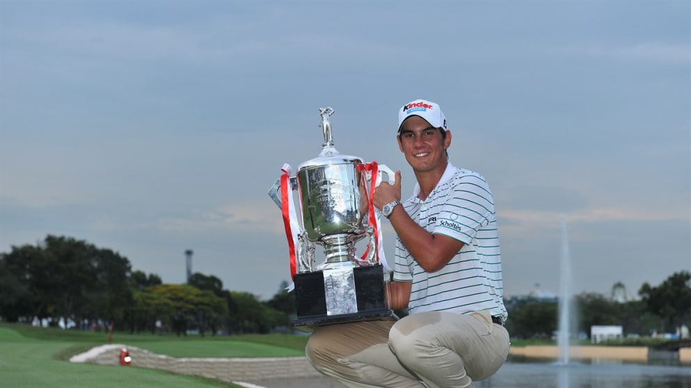 Matteo Manassero with his third European Tour trophy