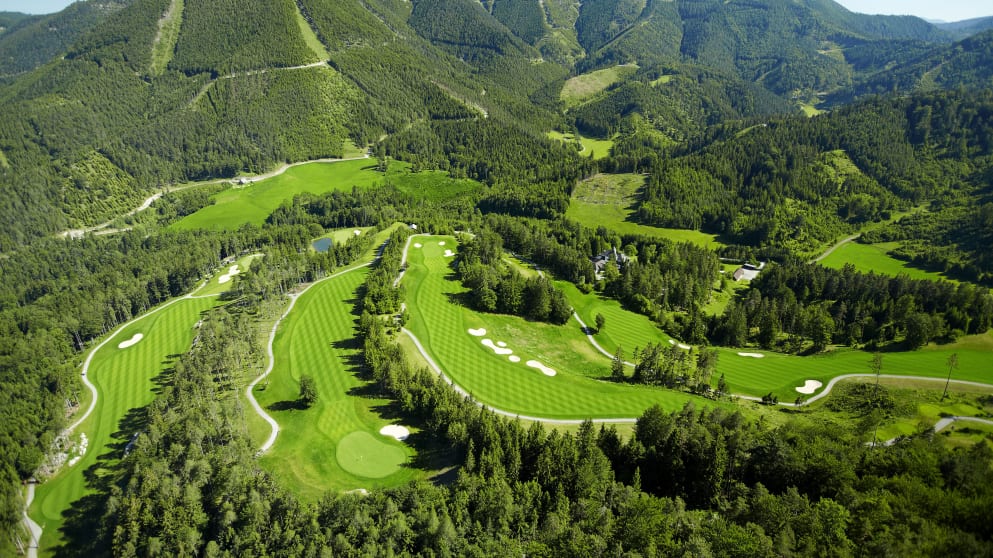 An aerial view of Golf Club Adamstal 