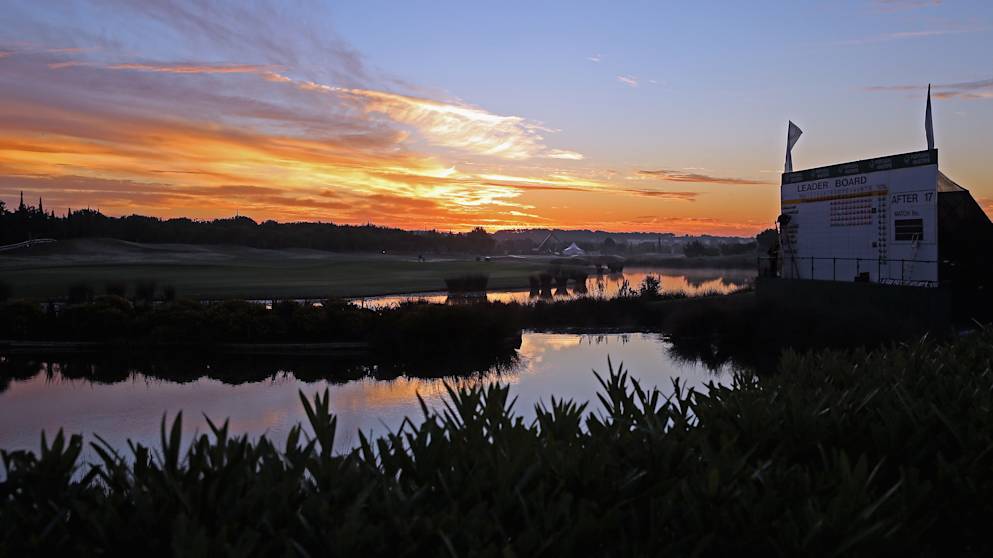 A general view of the 18th green at sunrise