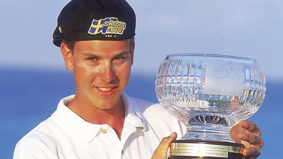 Henrik Stenson grand final trophy