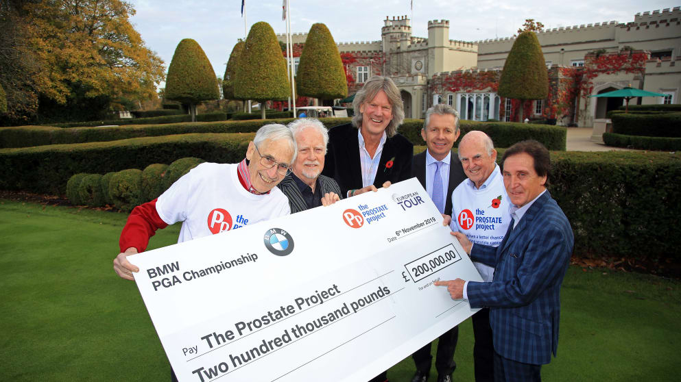 (L-R) Colin Stokes (Prostate Project), Jim Cregan (Gala Dinner Musical Director), Jamie Birkmyre (Championship Director, BMW PGA Championship), Kenney Jones, Professor Stephen Langley (Clinical Director of Urology at Royal Surrey County Hospital) and Tim Sharp (Prostate Project)