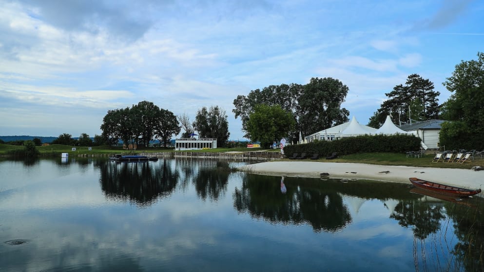 Diamond Country Club