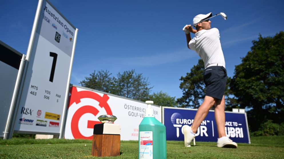 The first tee at Diamond Country Club