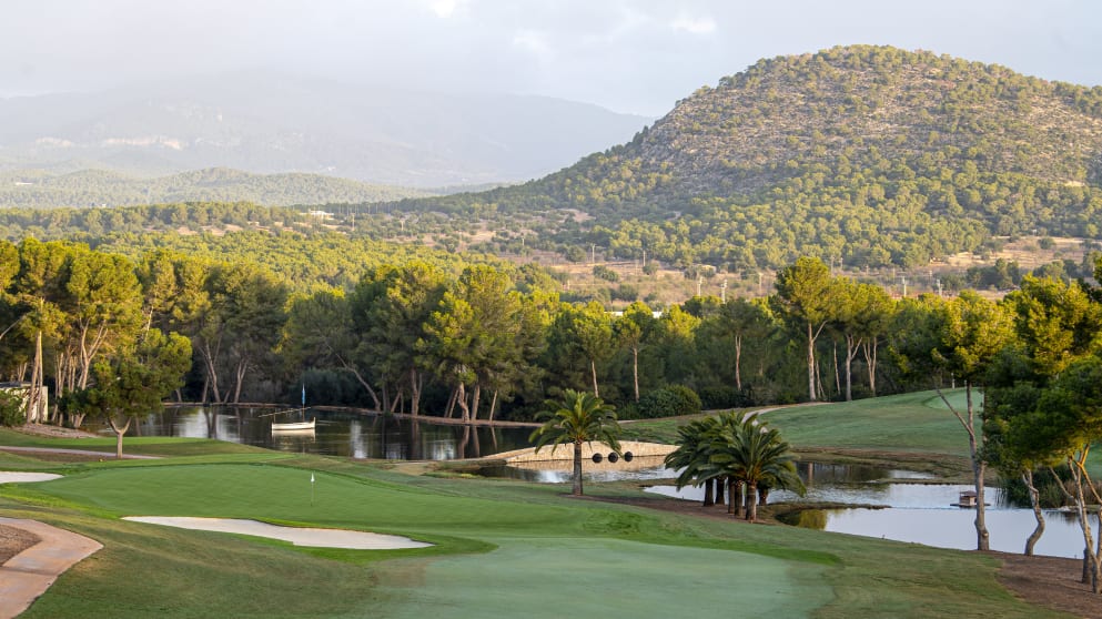 T-Golf & Country Club