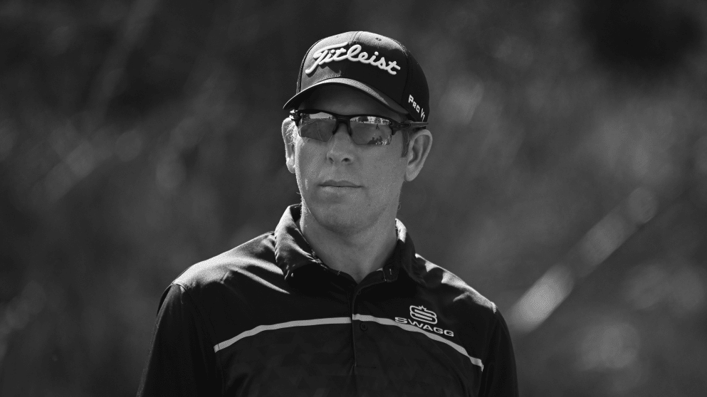 oliver bekker black and white