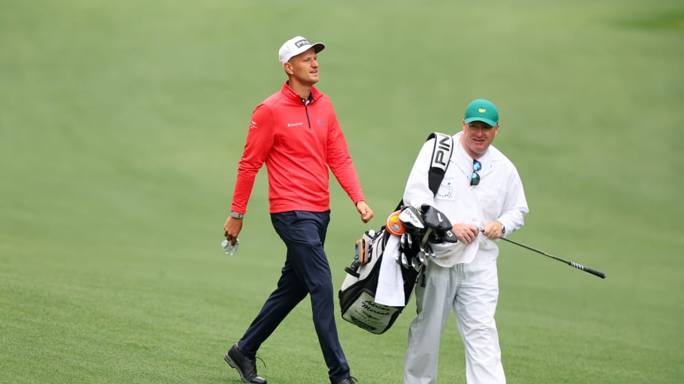 Adrian Meronk-1479470395