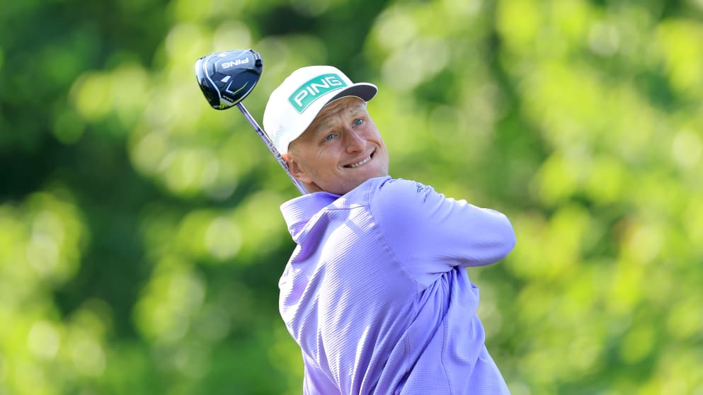 Adrian Meronk-1492051784