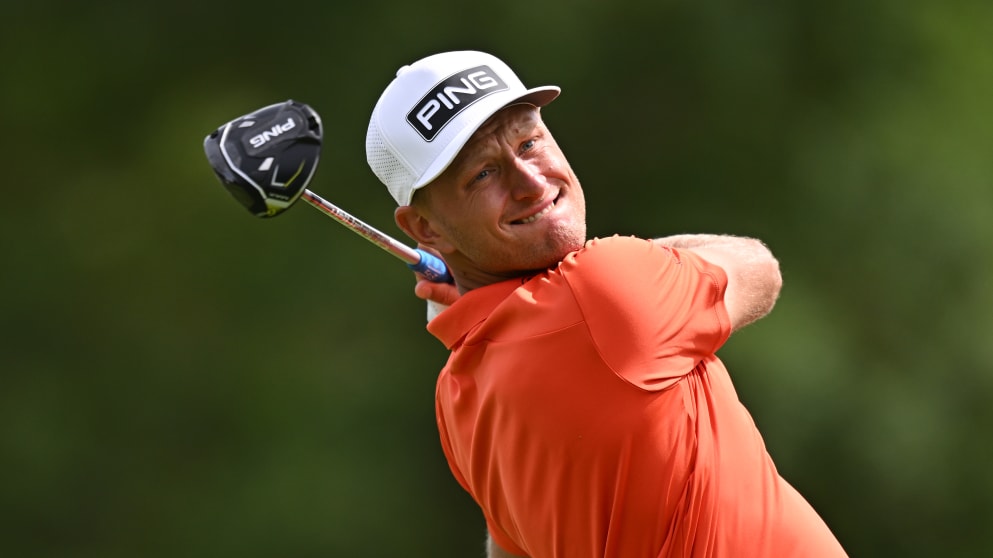 Adrian Meronk-1500400657