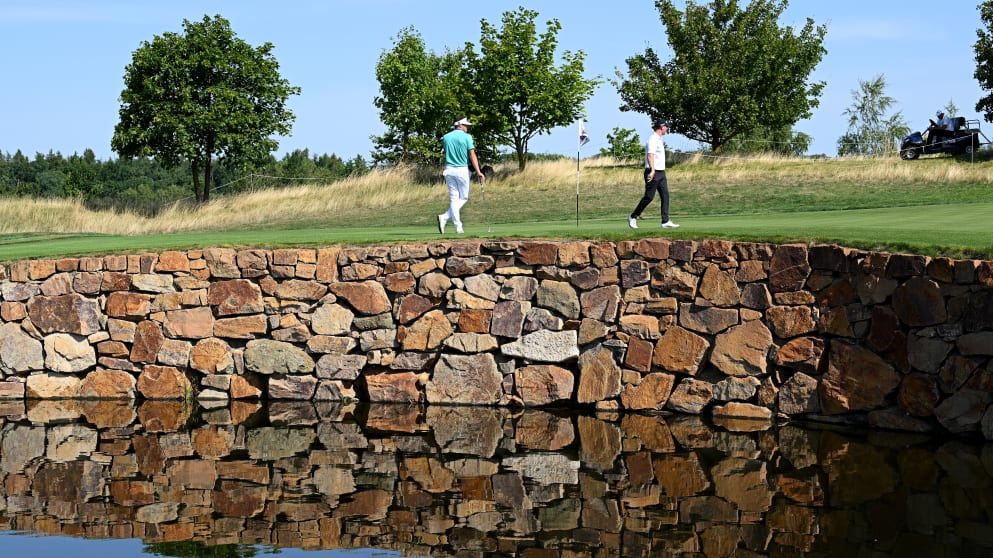 Albatross Golf Resort