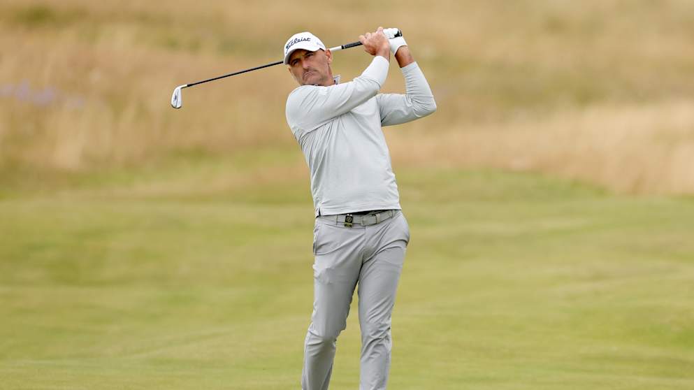 Michael Hendry-2162503226