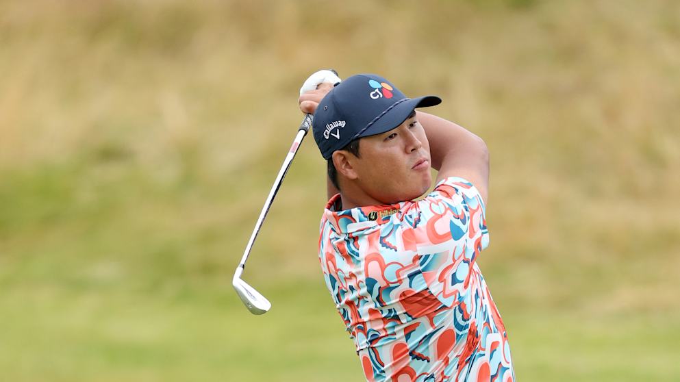 Si Woo Kim-2162774604