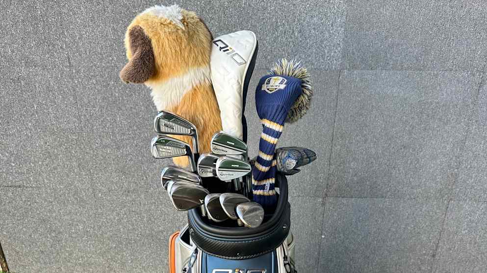 Rory McIlroy_18.9.24_BMW PGA_Bag (2)