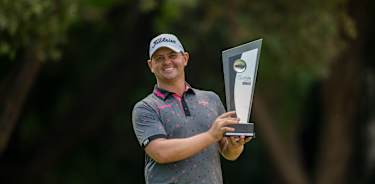 Daniel van Tonder (8)