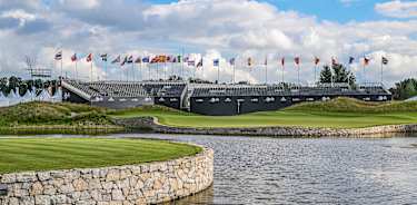 The International-2157668939